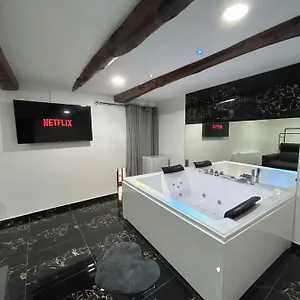 Giovanni Luxury Suites , Napoli Italia